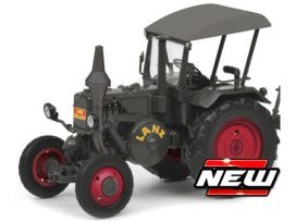 vieux tracteur agricole vert