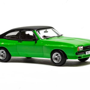 vieille voiture de sport verte avec toit noir