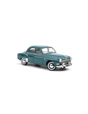 vieille voiture française verte