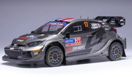 voiture de rallye grise