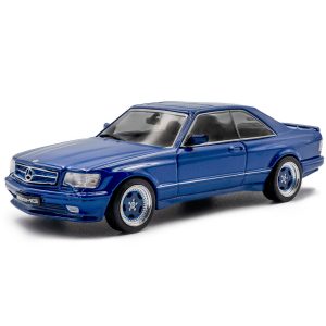 vieille voiture de sport coupe bleu