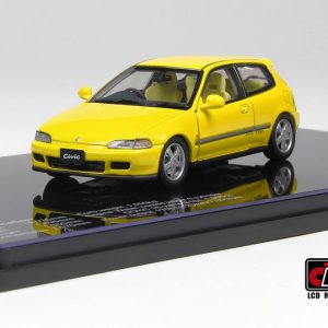 vieille voiture de sport jaune