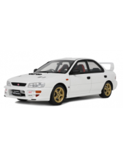 vieille voiture de sport blanche