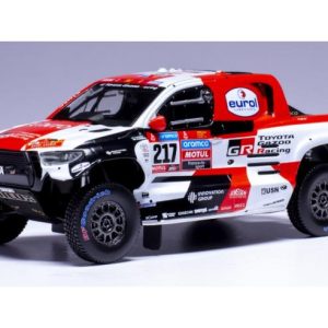 voiture de course blanche et rouge