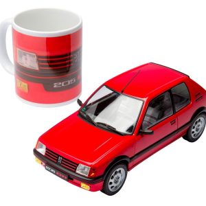 vieille voiture de sport française avec mug
