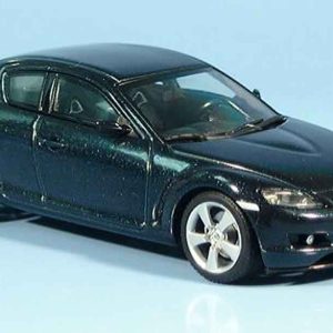 vieille voiture de sport noire