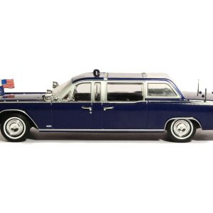 vieille voiture presidentielle bleu