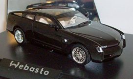 vieille voiture noire