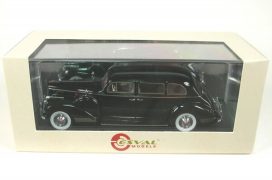 vieille voiture limousine noire