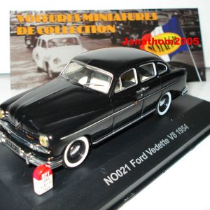 vieille voiture berline americaine noire