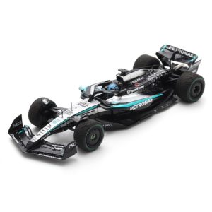 voiture de course formule 1 grise