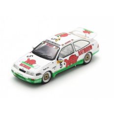 vieille voiture de course blanche