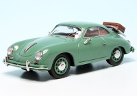 vieille voiture allemande verte coupe