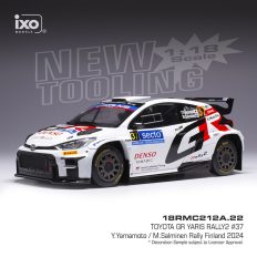 voiture de rallye blanche