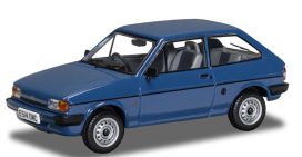 vieille voiture bleu