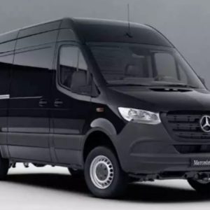 grosse camionnette allemande noire