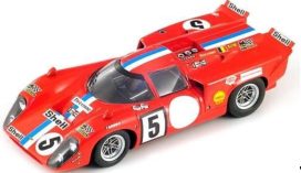 vieille voiture de course rouge