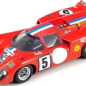 vieille voiture de course rouge