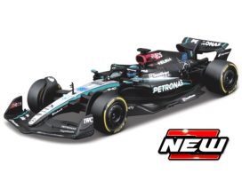 voiture de course formule 1 noire et verte