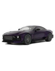 voiture de sport anglaise coupe mauve