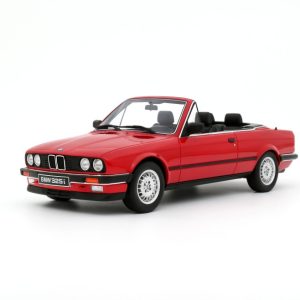 vieille voiture de sport cabriolet rouge