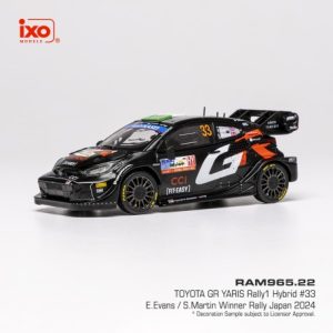 petite voiture de rallye noire