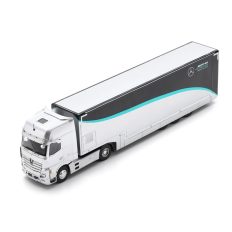 camion de transport de voitures de course