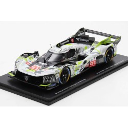 voiture de course française blanche et verte