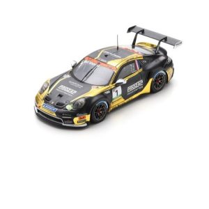 voiture allemande de course