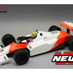 vieille voiture de course formule 1 orange et blanche