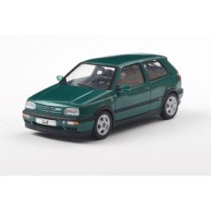 vieille voiture allemande verte