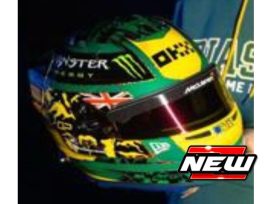 casque de pilote de course jaune et vert