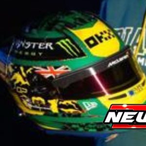 casque de pilote de course jaune et vert