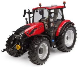 gros tracteur agricole rouge et noir