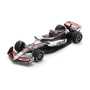 voiture de course formule 1 grise