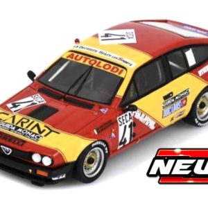 voiture italienne de course rouge et jaune