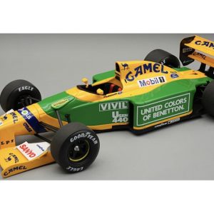 voiture de course formule 1 jaune et verte