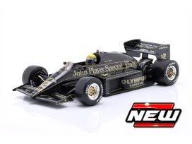 voiture de course formule 1 noire
