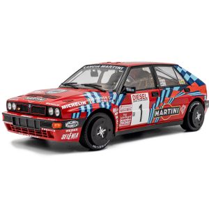 vieille voiture de course rallye rouge