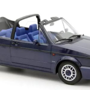 vieille voiture allemande cabriolet bleu