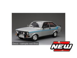 vieille voiture de sport grise