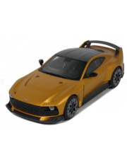 voiture anglaise de sport jaune