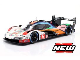 voiture de course allemande multicouleur