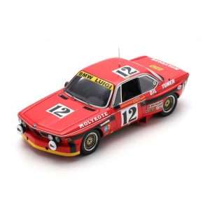 vieille voiture de course allemande rouge