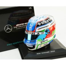 casque de pilote de course formule 1