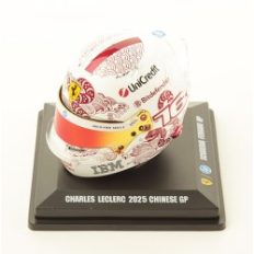 casque de pilote de course