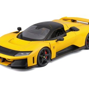 voiture italienne de sport coupe jaune