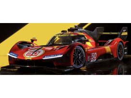 voiture de course italienne rouge et jaune