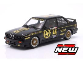 vieille voiture de sport coupe noire