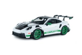 voiture de sport coupe blanche et verte